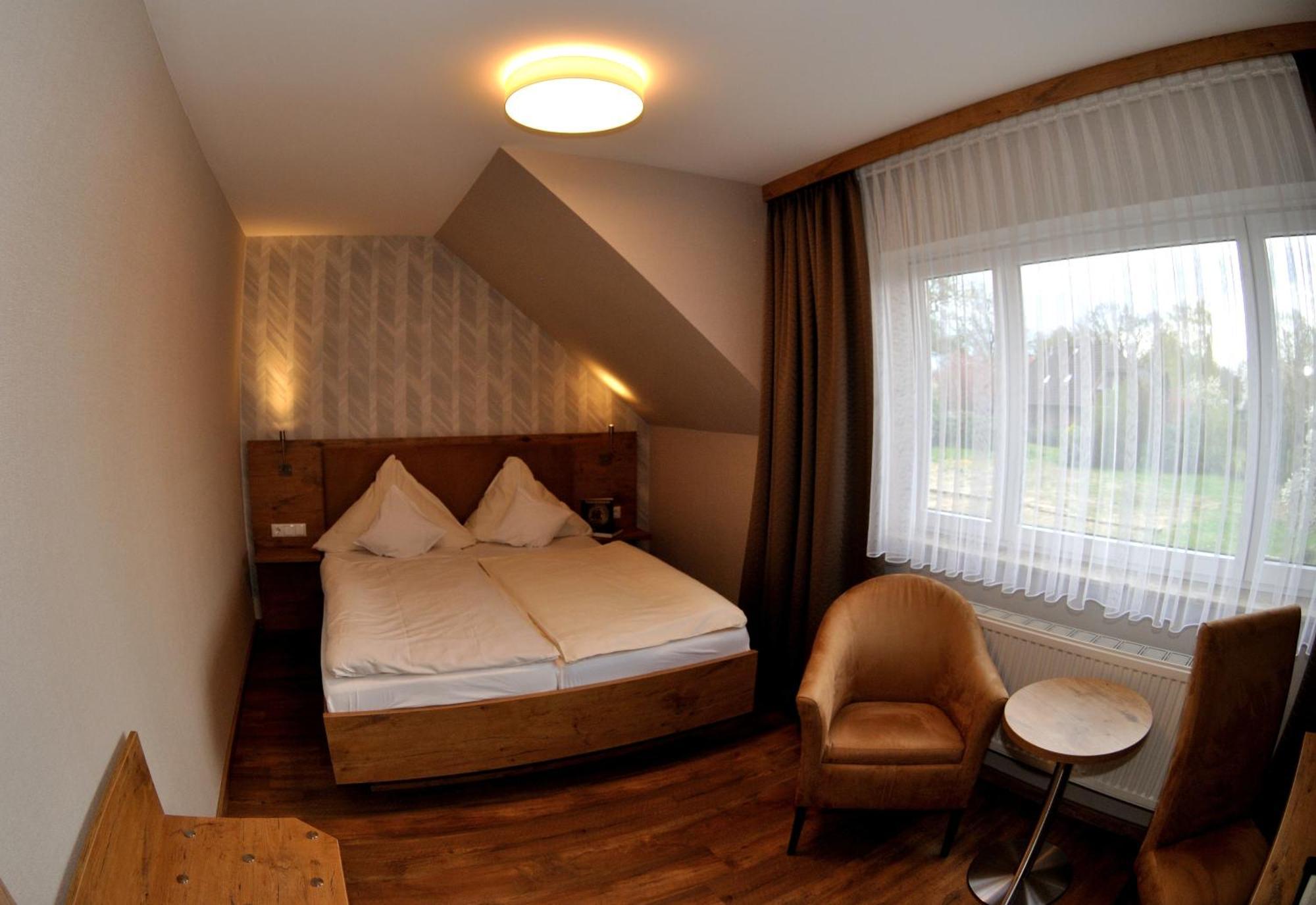 Gasthof Vossbur Toppenstedt Luaran gambar